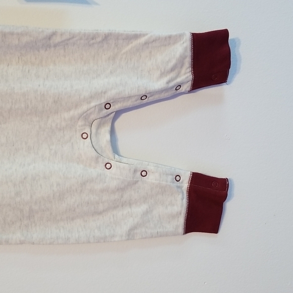 2/$15 CAT & Jack Baby Boys 3-6 Months Heather Gray/Maroon Bear Romper One Piece - Picture 4 of 6